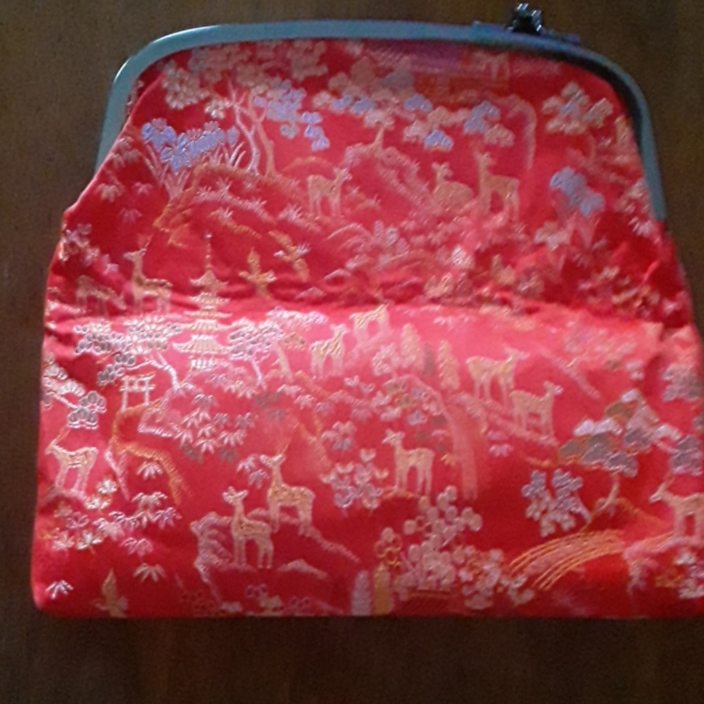 Purse - Picture 2 of 3